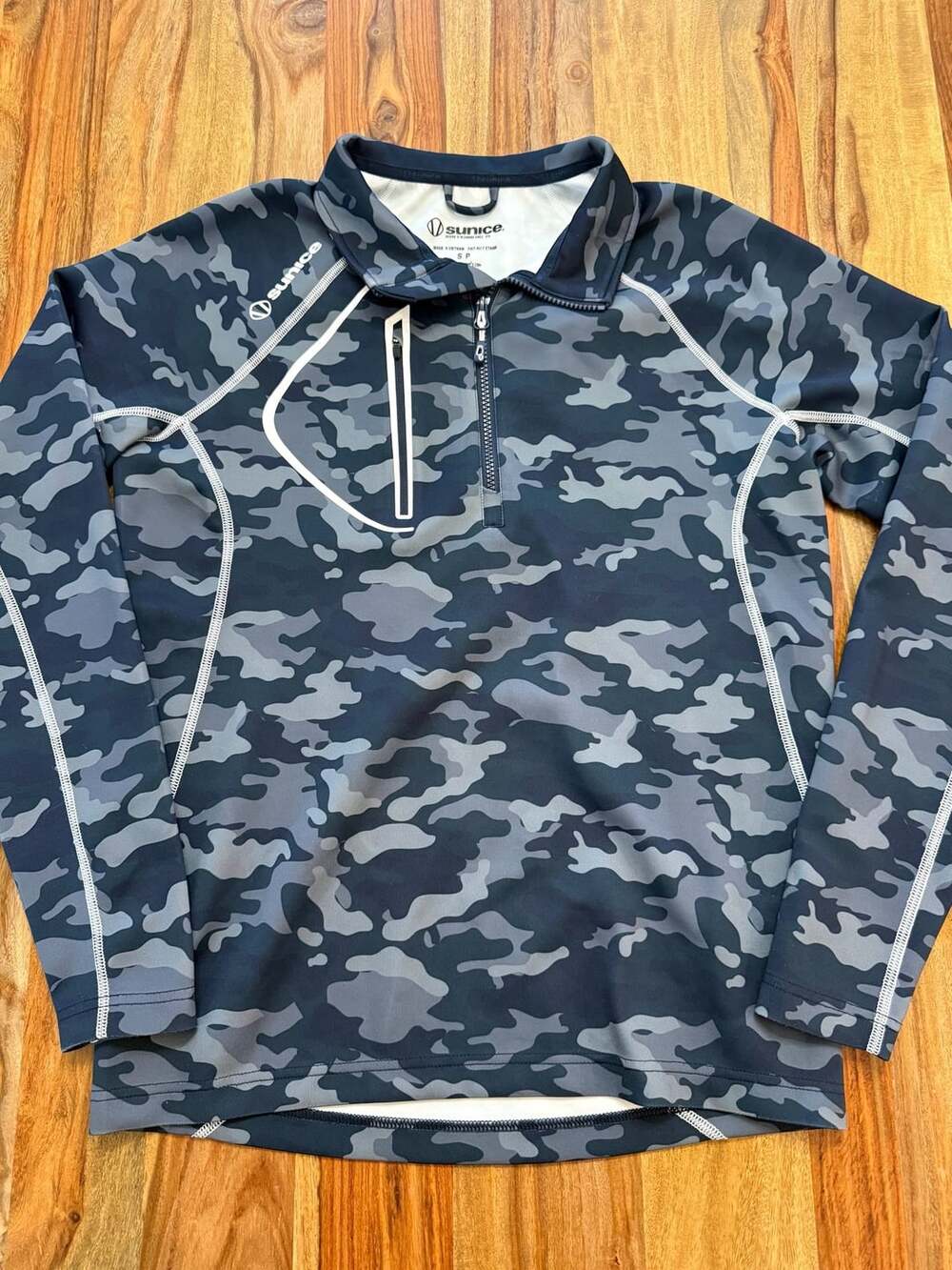 Sunice Camo 1/4 Zip Pullover Size S